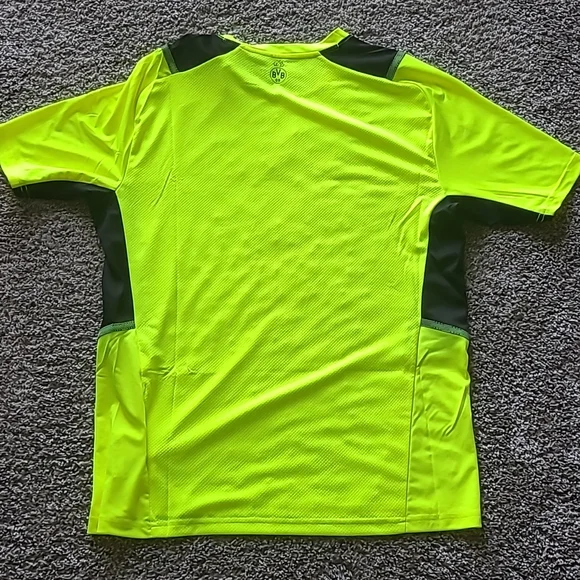 Puma Borussia Dortmund - Picture 3 of 3